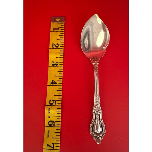 Lunt Eloquence Sterling Silver Jelly Server Spoon No Monograms 40 gr 6 3/8 inch